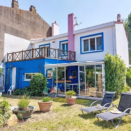 Salut L'artiste By Interhome *