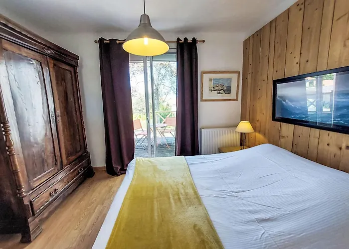 Salut L'artiste By Interhome *